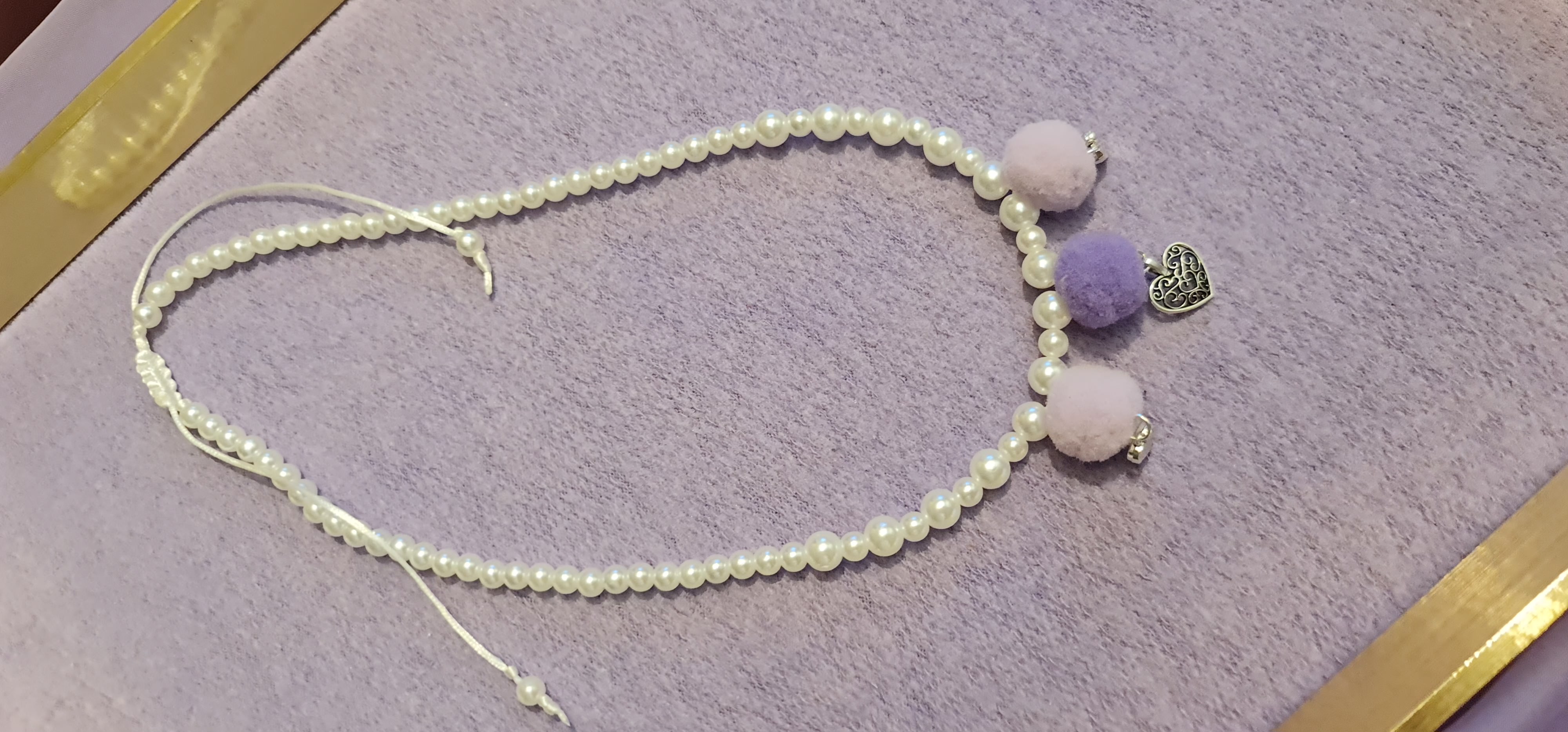 Necklaces Megimakes