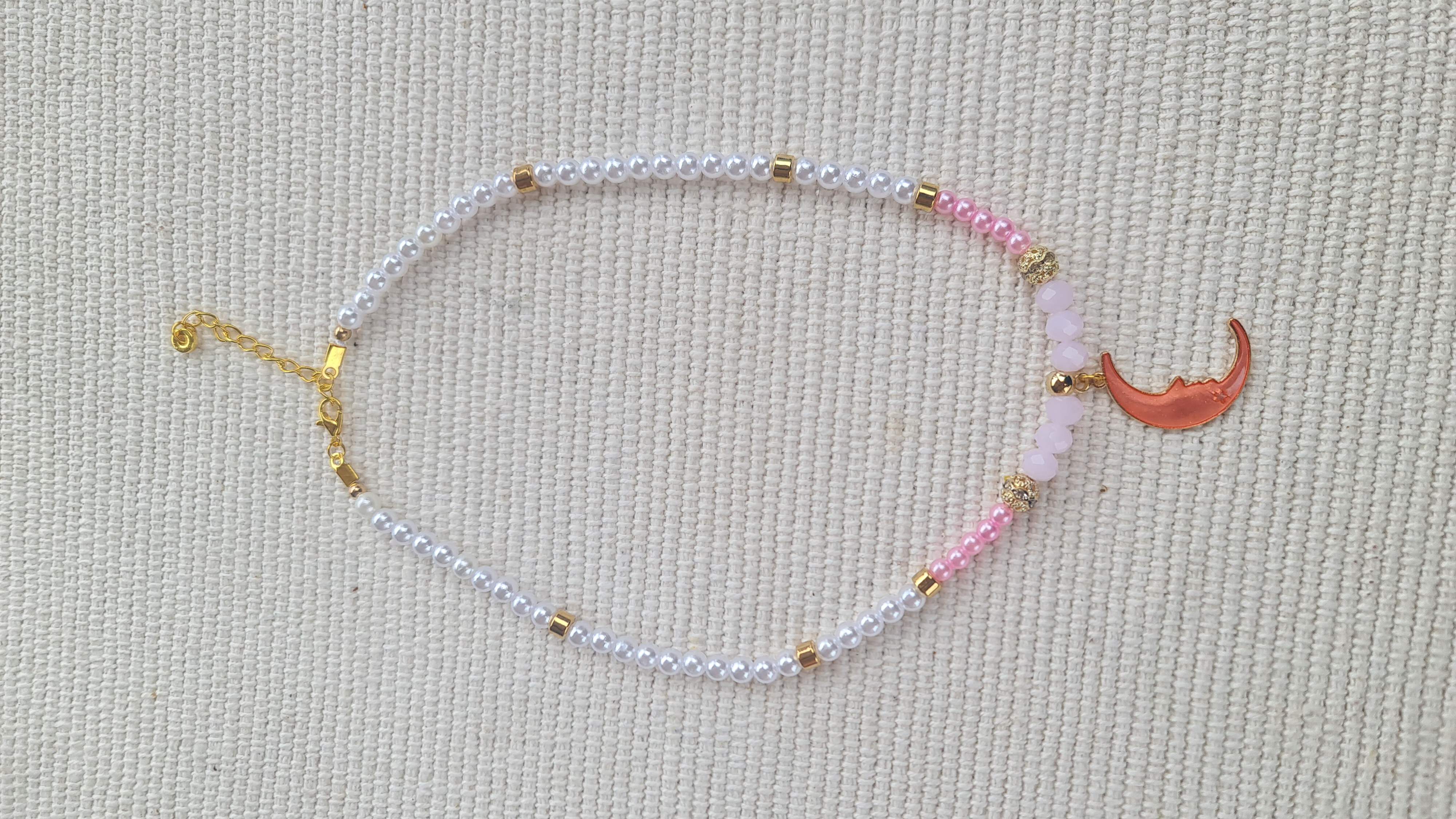 Necklaces Megimakes